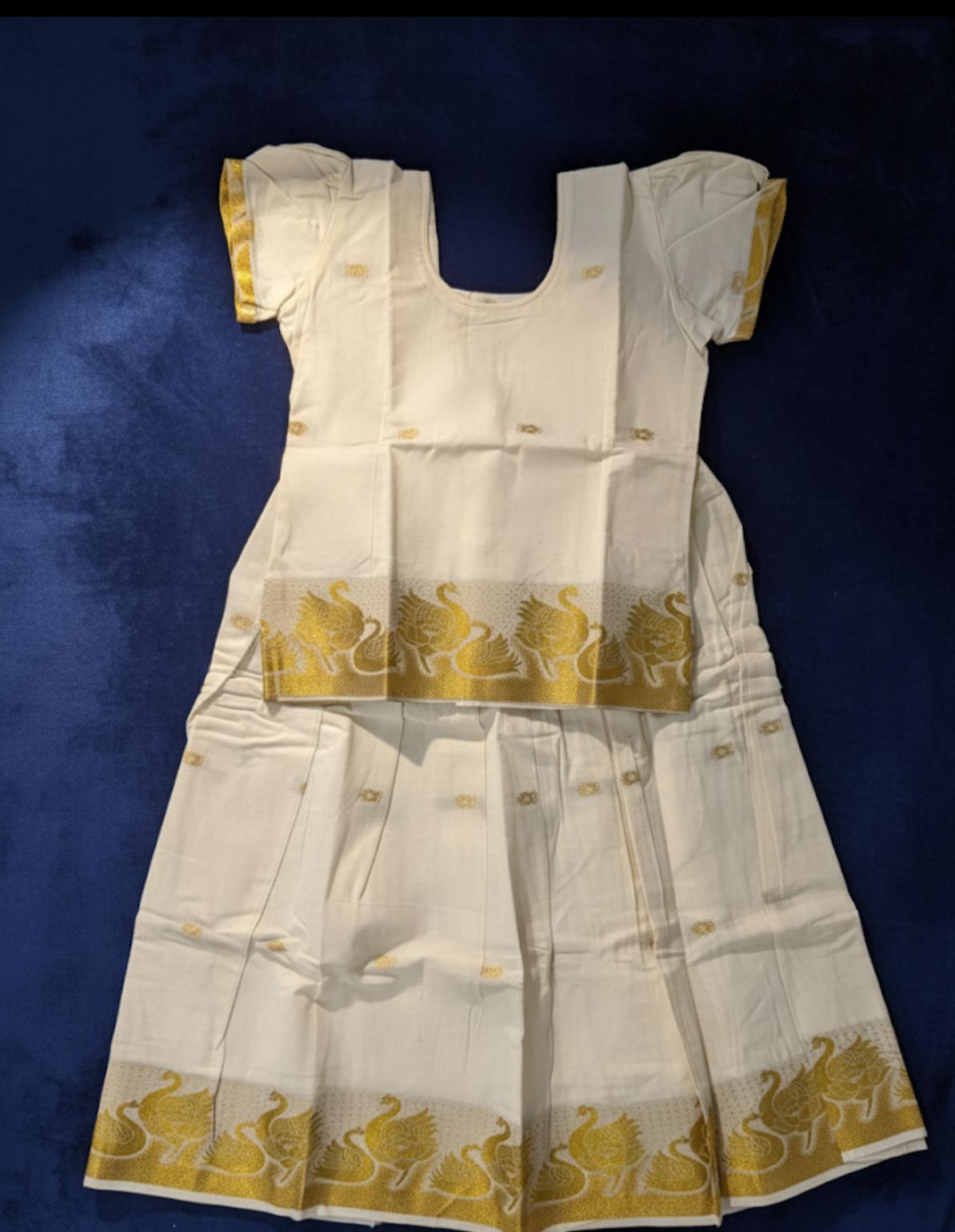 Girls Pavadai Sattai (7-8 yrs)