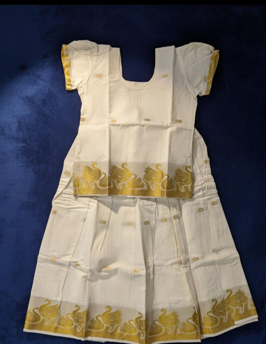 Girls Pavadai Sattai (7-8 yrs)