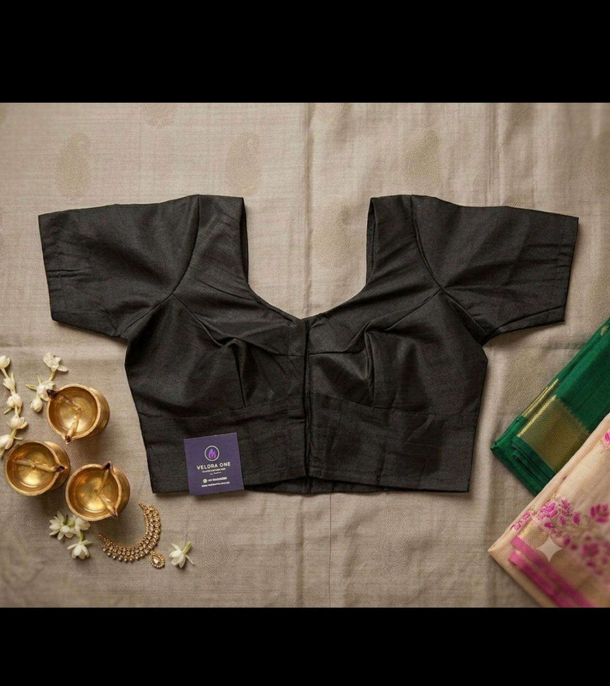 Plain Silk Cotton (Black) - VRB013