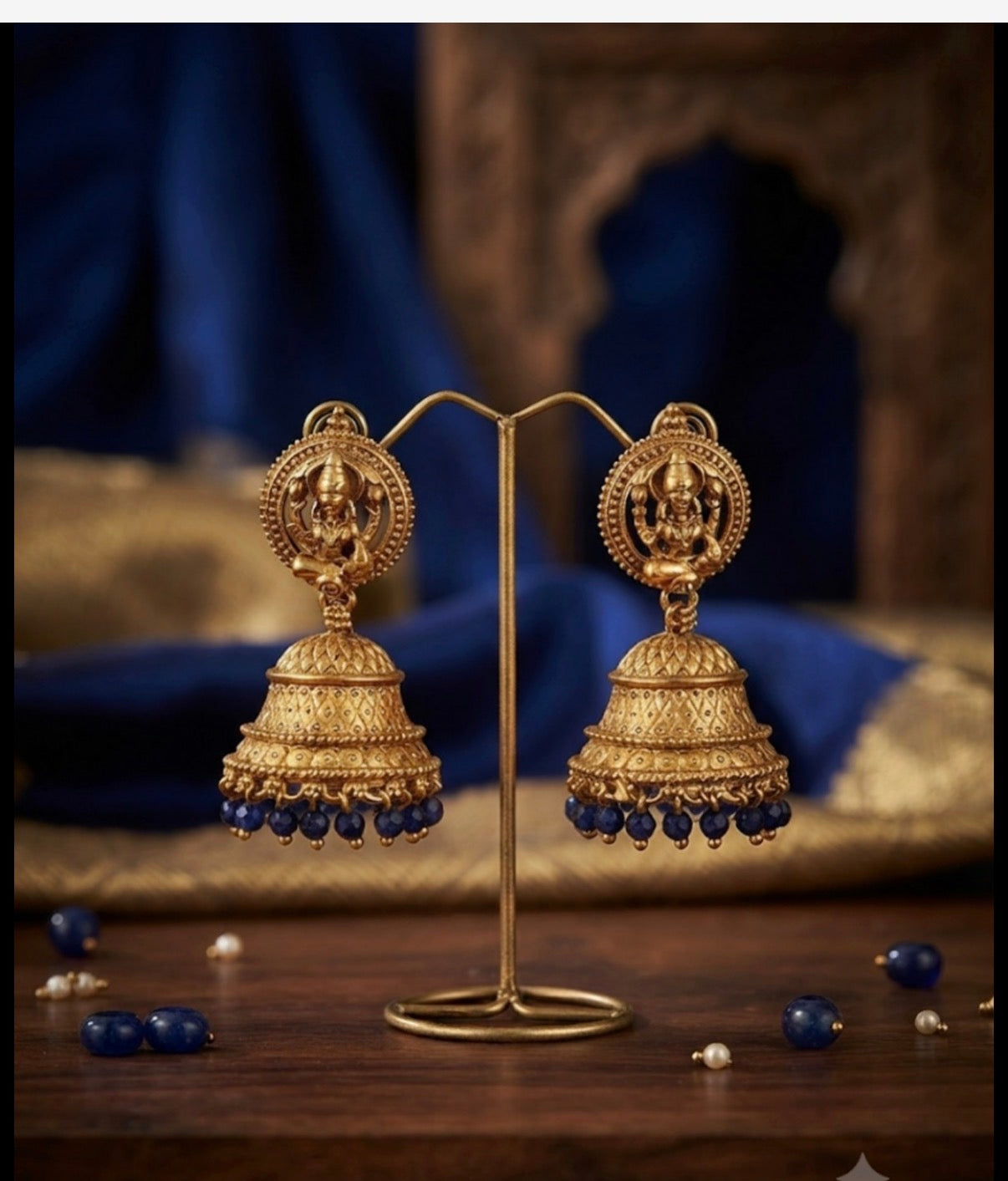 Gold Jhumka