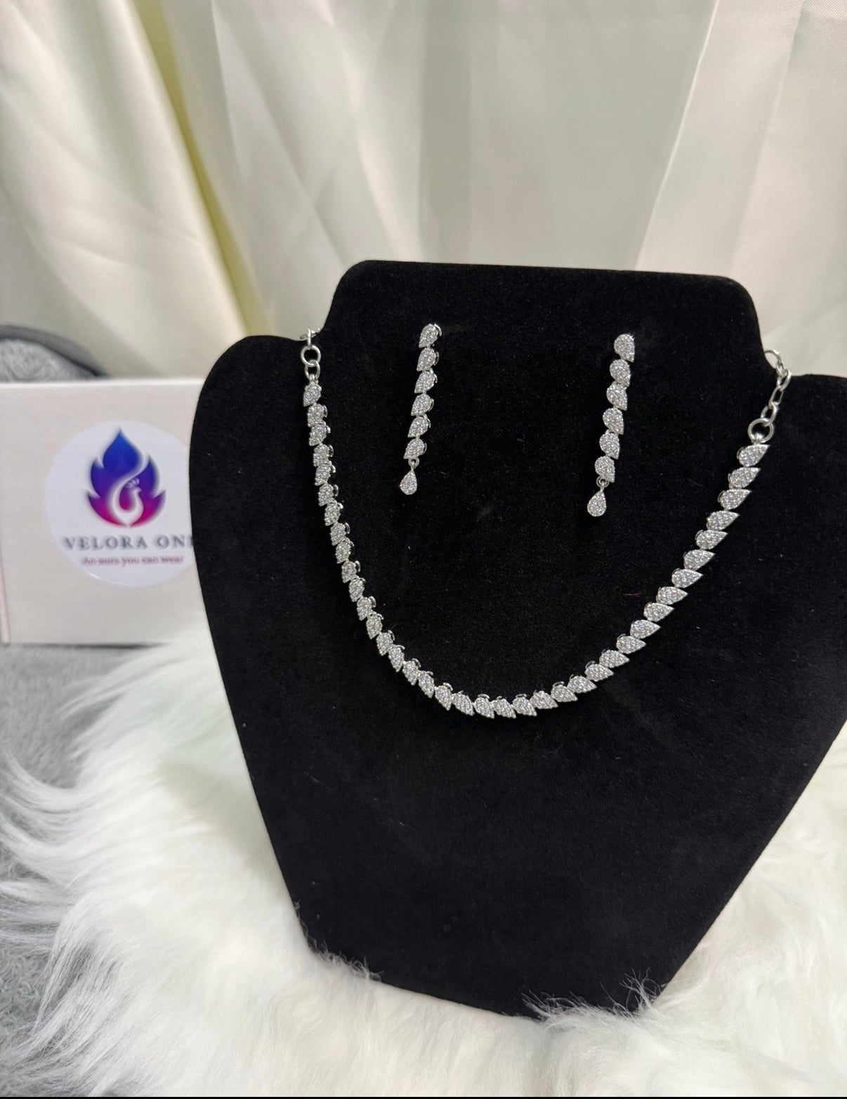 White Stone Premium Necklace