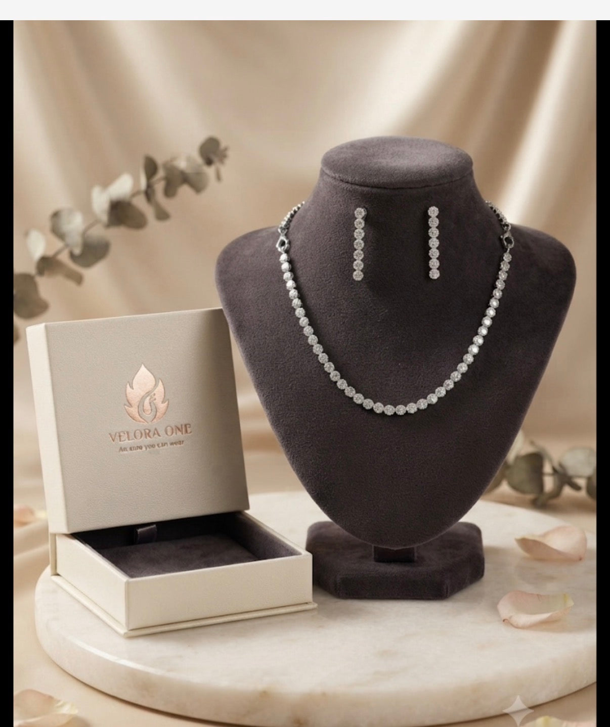 Rodium Polish AD Necklace Flower Design - VJN004