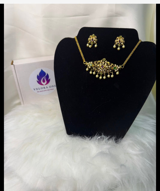 Green and Pink Gold Choker - VJN015